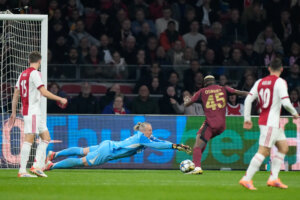 Remko Pasveer en Victor Osimhen