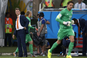 Louis van Gaal en Tim Krul