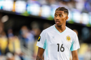 Jearl Margaritha in het shirt van Curacao