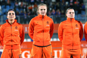 Renée Slegers, Vivianne Miedema en Sherida Spitse bij de OranjeLeeuwinnen