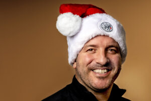 Rafael van der Vaart met een Ajax-muts