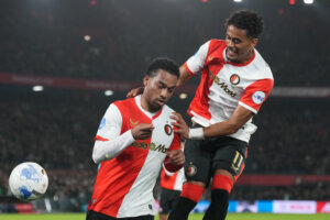 Timber en Borges vieren een treffer van Feyenoord in De Kuip