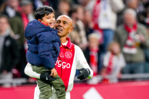 Simon Tahamata bij de Ajax Legends