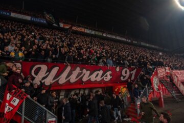 Vak P Ultras