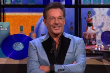 Gerard Joling aan de bar bij Vandaag Inside