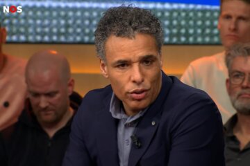 Pierre van Hooijdonk bij Studio Voetbal