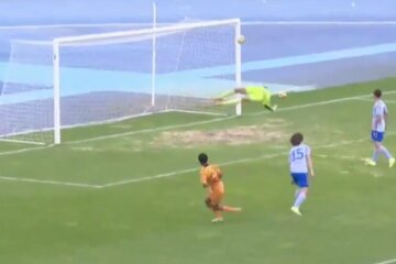 Shane Kluivert scoort zijn eerste treffer in Oranje