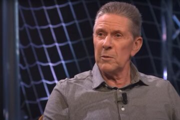 Arnold Mühren in Tussen de Palen