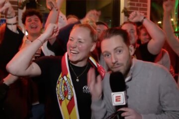 Danique Kerkdijk viert feest