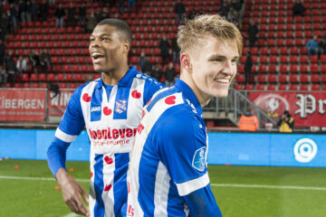 Denzel Dumfries en Martin Odegaard bij SC Heerenveen