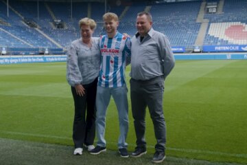 Een trotse Robin Bouw met zijn ouders