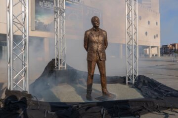 Standbeeld van Martin Koeman