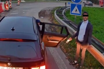 BMW mensen zijn niet blij met vrachtwagenchauffeur