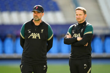 Jürgen Klopp en Pepijn Lijnders