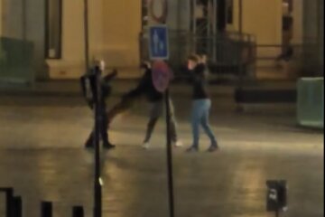 Politiehond valt fans aan van Go Ahead Eagles