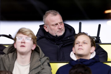 Leon ten Voorde op de tribune