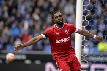 Gyrano Kerk bij Royal Antwerp