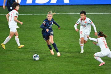 Wieke Kaptein in actie tegen Vietnam