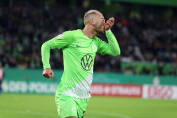 Vaclav Cerny juicht na zijn doelpunt