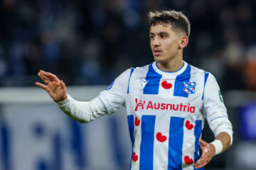 Osame Sahraoui in het Abe Lenstra Stadion