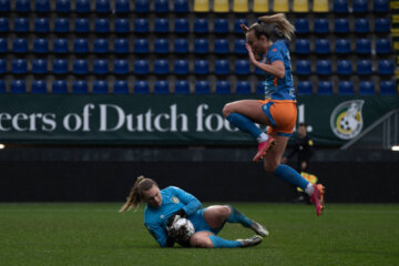 Claire Dinkla in actie namens Fortuna Sittard
