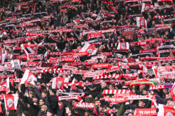Ajax-supporters in de ArenA