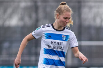 Zoë Zuidberg bij PEC Zwolle