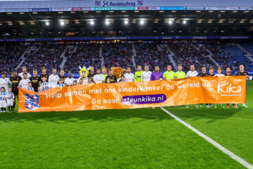 SC Heerenveen - FC Utrecht stond in het teken van KiKa (2024)