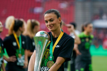 Riola Xhemaili bij VfL Wolfsburg