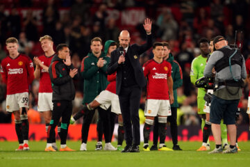 Erik ten Hag bedankt supporters