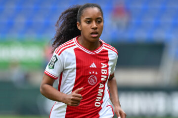 Ashleigh Weerden bij Ajax