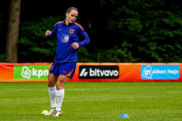 Ilse van der Zanden traint voor het eerst mee met de OranjeLeeuwinnen