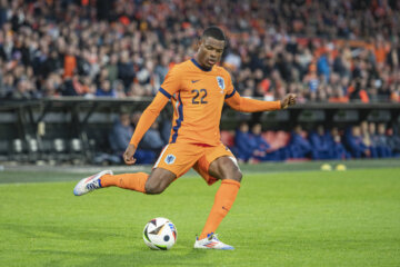 Denzel Dumfries in Oranje