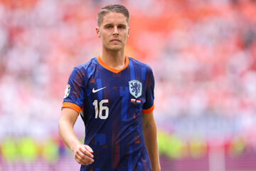 Joey Veerman tegen Polen