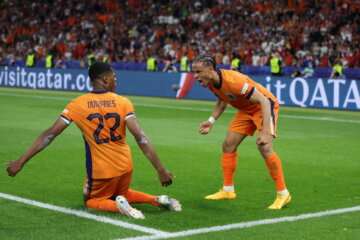 Denzel Dumfries en Xavi Simons