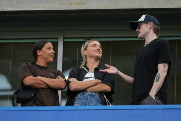 Sam Kerr en Kristie Mewis