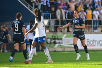 Aimee Claypole en Eshly Bakker bij Linköping FC
