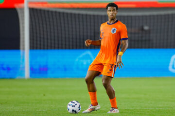 Ryan Flamingo namens Jong Oranje