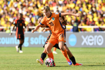 Nayomi Buikema in actie namens Oranje O20 op het WK Onder 20
