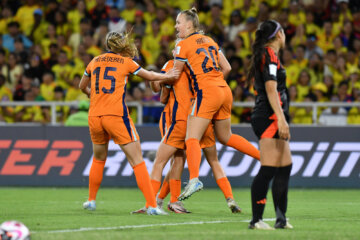 Jet van Beijeren juicht met Oranje O20