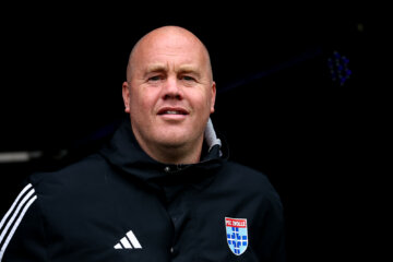 Ronnie Pander als assistent-trainer van PEC Zwolle
