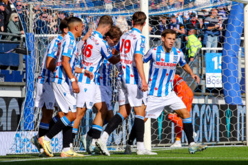 SC Heerenveen viert treffer