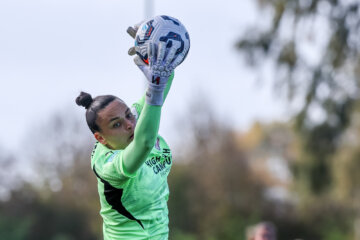 Nicky Evrard in actie namens PSV
