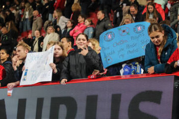 Chelsea-fans in de Grolsch Veste