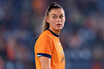 Romée Leuchter bij de OranjeLeeuwinnen