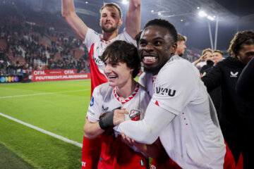 FC Utrecht viert overwinning