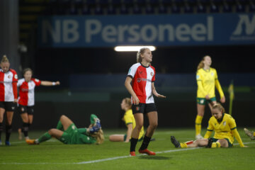 Jarne Teulings (Feyenoord) na haar goal tegen Fortuna Sittard
