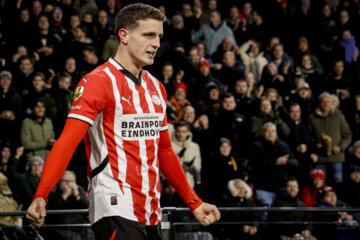 Guus Til na zijn goal tegen FC Groningen