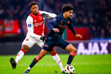 Zidane Iqbal tegen Ajax