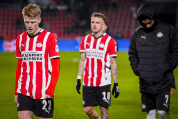 Jerdy Schouten en Noa Lang balen